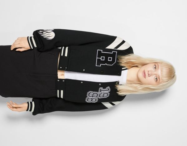 Bershka Cropped Varsity Jassen Dames Zwart | WPv6jvBlR9Z