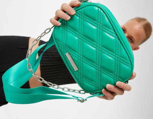 Bershka Crossbody With Chain Tassen Dames Groen | PcyZjUWQVX8