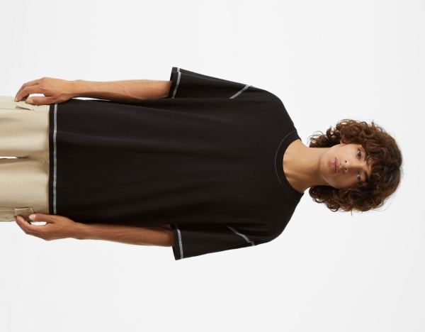 Bershka Regular Fit Kort Sleeve With Contrasting Thread T-shirts Heren Zwart | s6hiVmLkeSL