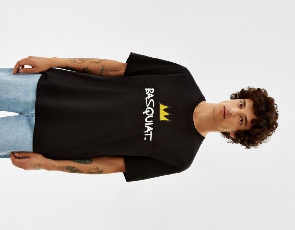 Bershka Regular-fit Kort Sleeve With A Jean-michel Basquiat Print T-shirts Heren Zwart | HH3VnbgapxO