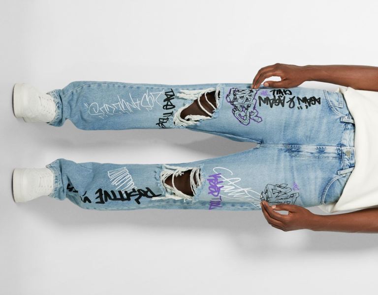 Bershka 90's Brede Graffiti Print Jeans Heren Lichtblauw | u09JNrj8thJ