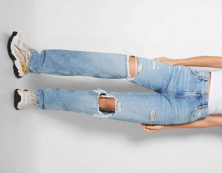 Bershka 90s Ripped With Studs Jeans Dames Lichtblauw | Cy9cOphzyjO