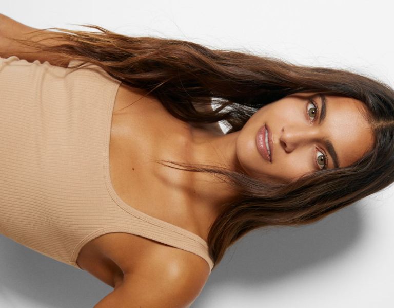 Bershka Bandjes Geribbeld With Neckline Jurken Dames Bruin | HkJuXbyHAxK