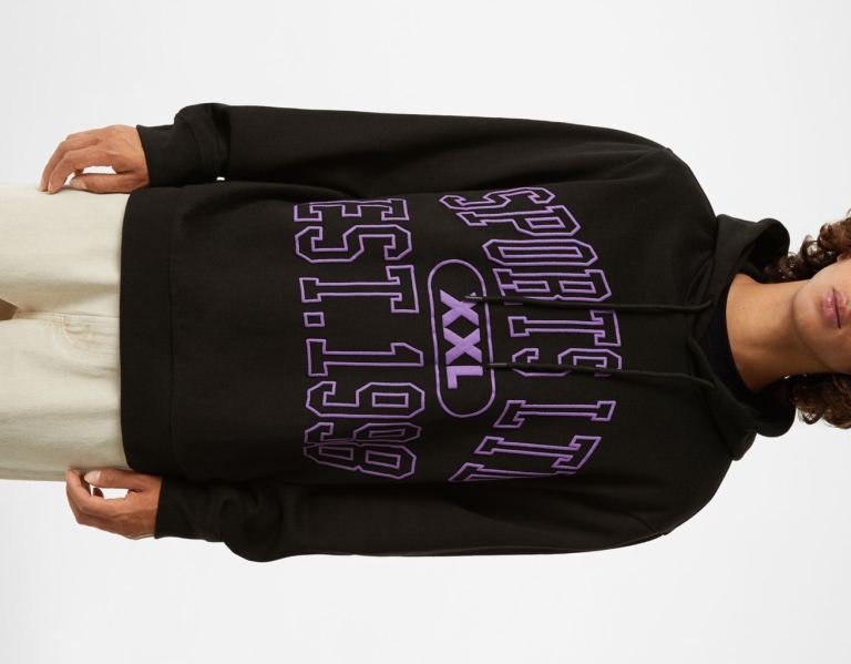 Bershka College Print Hoodie Heren Zwart | CiVDtAl2Cna