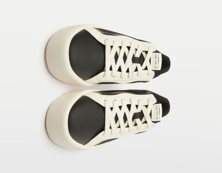 Bershka Contrasting Fabric Sportschoenen Heren Zwart | 33oqbT2aixd