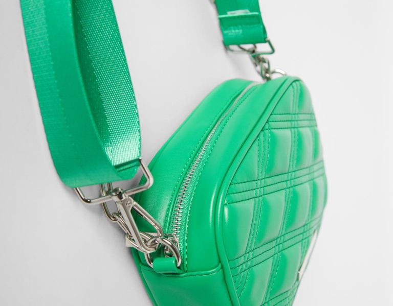 Bershka Crossbody With Chain Tassen Dames Groen | PcyZjUWQVX8