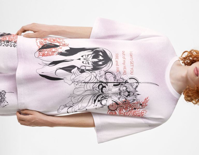 Bershka Extra Loose Fit Kort Sleeve With An Anime Print T-shirts Heren Wit | 05yEYPaa8bY