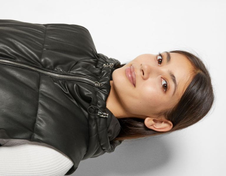 Bershka Faux Leren With Hood Gilet Dames Zwart | zxxQHoCReO0