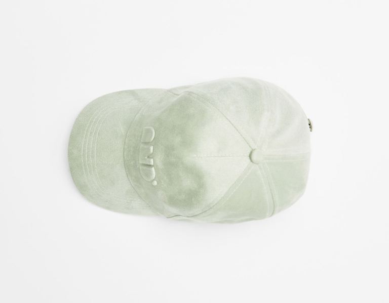 Bershka Faux Suede Caps Heren Groen | 9Gcgb2FnCSW