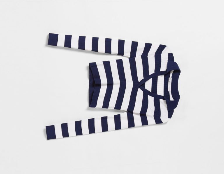 Bershka Geribbeld Knit Top With Stripes And Polo Collar Gebreide Kleding Dames Room | JrsKfzvg0T9