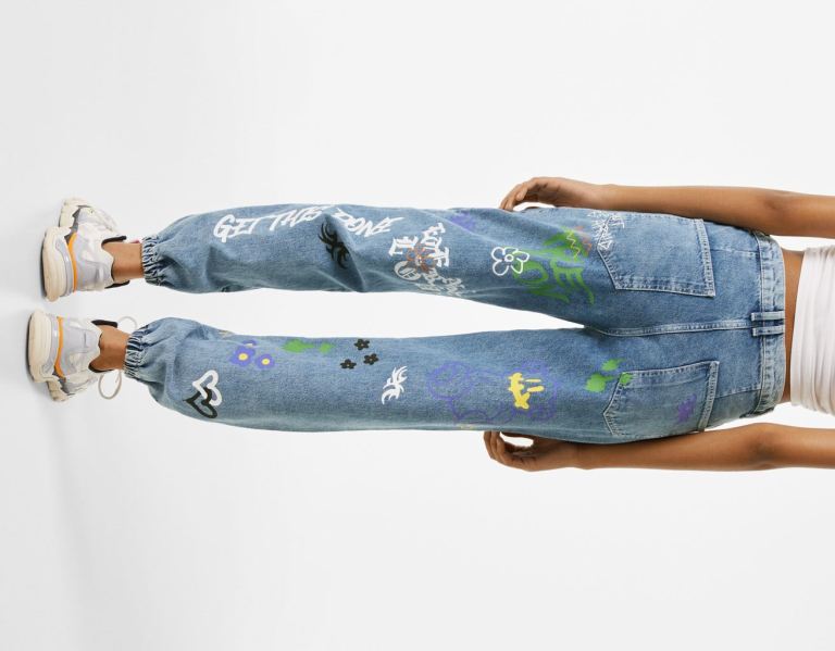 Bershka Graffiti Print Jogger Jeans Dames Blauw | DCroAQbQ14s