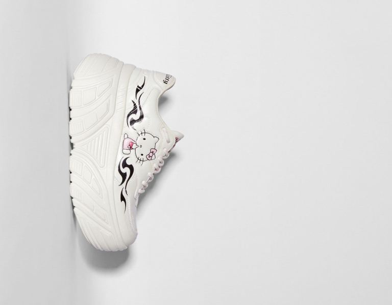 Bershka Hello Kitty High-top Sneakers Dames Wit | JqmWoh3fVKZ