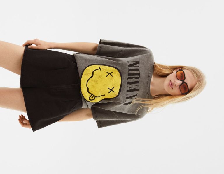 Bershka Kort Sleeve Happy Face Nirvana Print T-shirts Dames Zwart | uWEmanAA62p