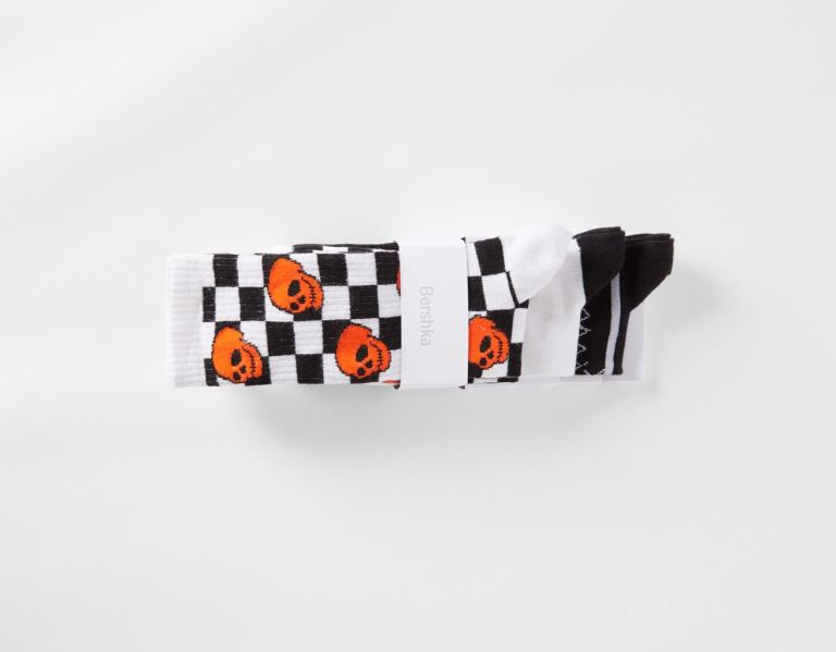 Bershka Pack Of 3 Pairs Of Checkered And Skull Print Sokken Heren Zwart | gvcdFf3RwBB