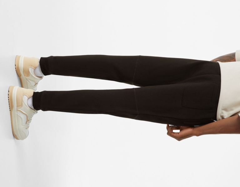 Bershka Plush Sweatpants With Seams Trainingspak Heren Zwart | ibGozTYp70s