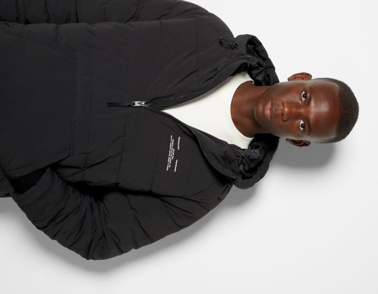 Bershka Puffer With Pouch Pocket Jassen Heren Zwart | RfXkEVRLC2f