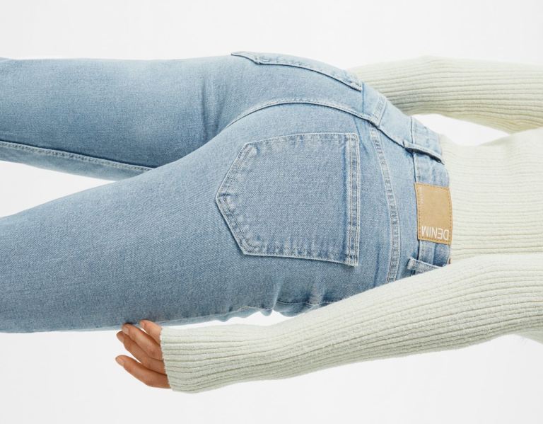 Bershka Rechtdoor Relax Fit With Slits Jeans Dames Lichtblauw | A7VdHQZ7jTK