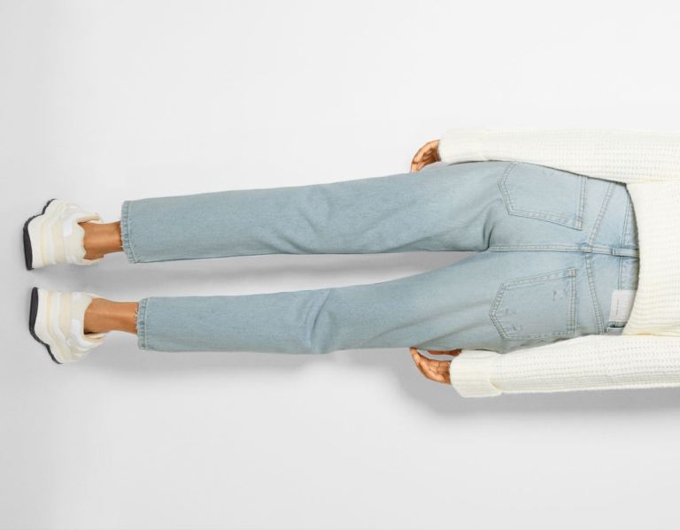 Bershka Ripped Mom Jeans Dames Lichtblauw | 0WnIO3bZWAj