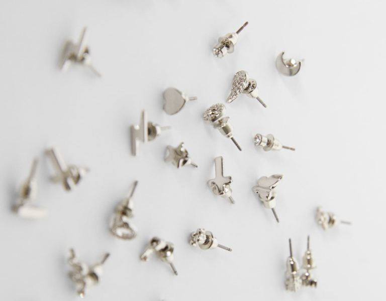 Bershka Set Of 20 Pairs Of Earrings: Cross, Butterfly Sieraden Dames Zilver | rfYYaNnF03E