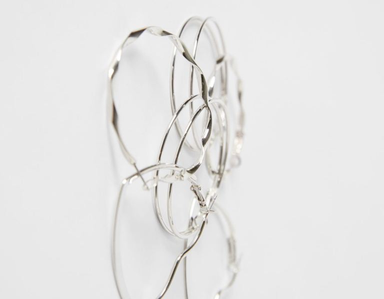 Bershka Set Of 3 Pairs Of Hoop Earrings: Thin Hoops, Textured And Double Heart Sieraden Dames Zilver | ZF39L8sc20J