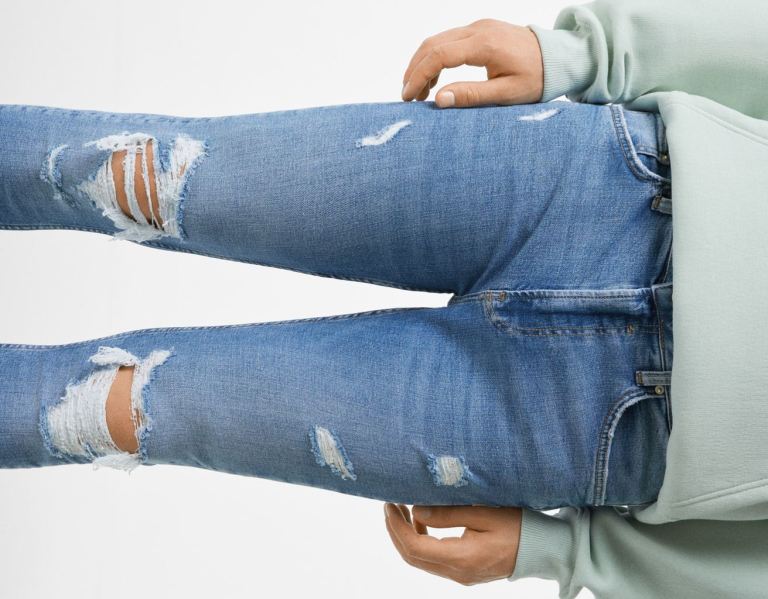 Bershka Super Mager Ripped Jeans Heren Lichtblauw | YfTwO2VN6c4